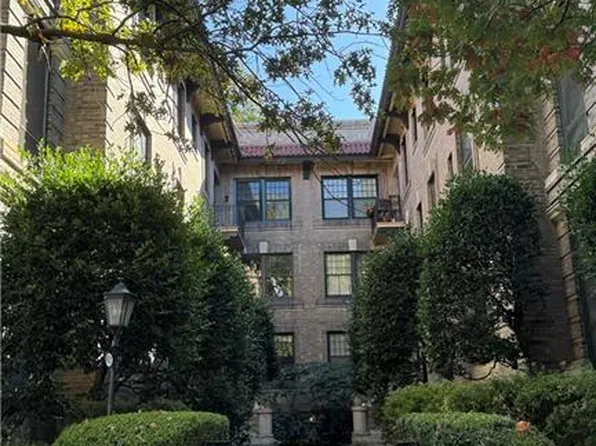 812 Stockley Gdns APT 9, Norfolk, VA 23507