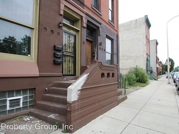 4th image of 1928 W Diamond St #A