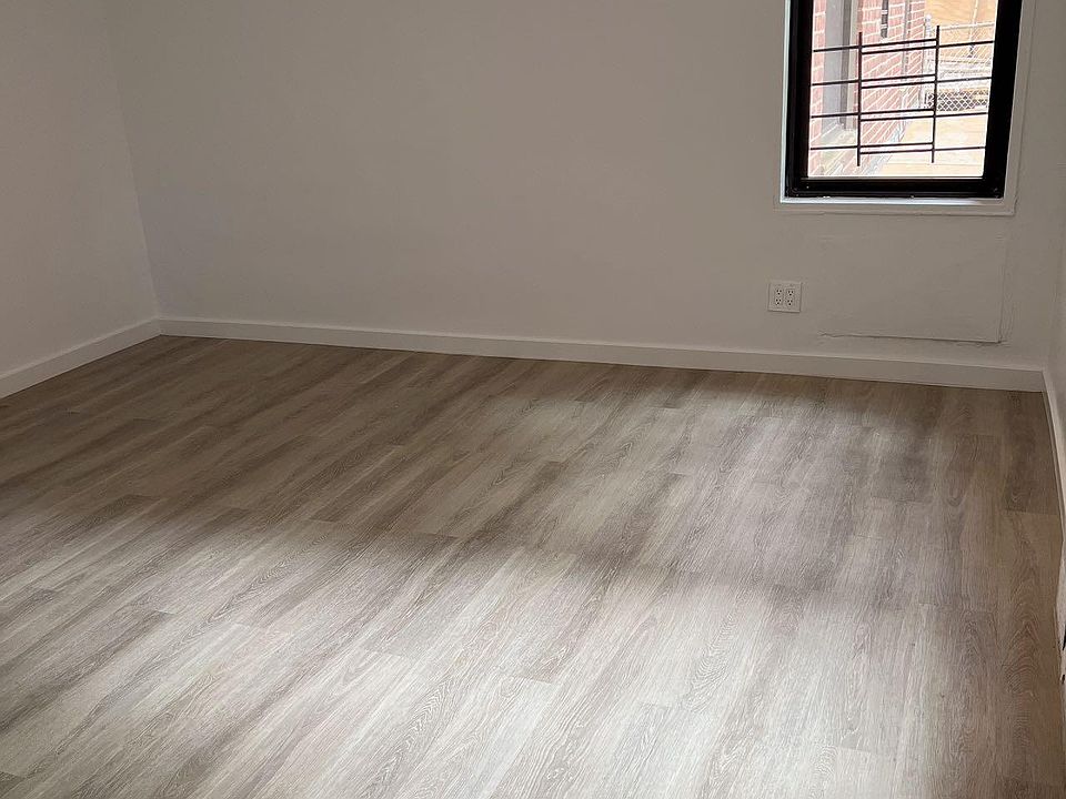 2nd image of 14015 Holly Ave APT 2