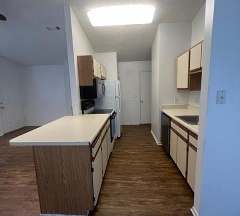 4th image of 1775 N Noelle Ave
