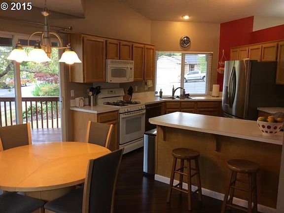 5th image of 5108 NE 42nd Ct
