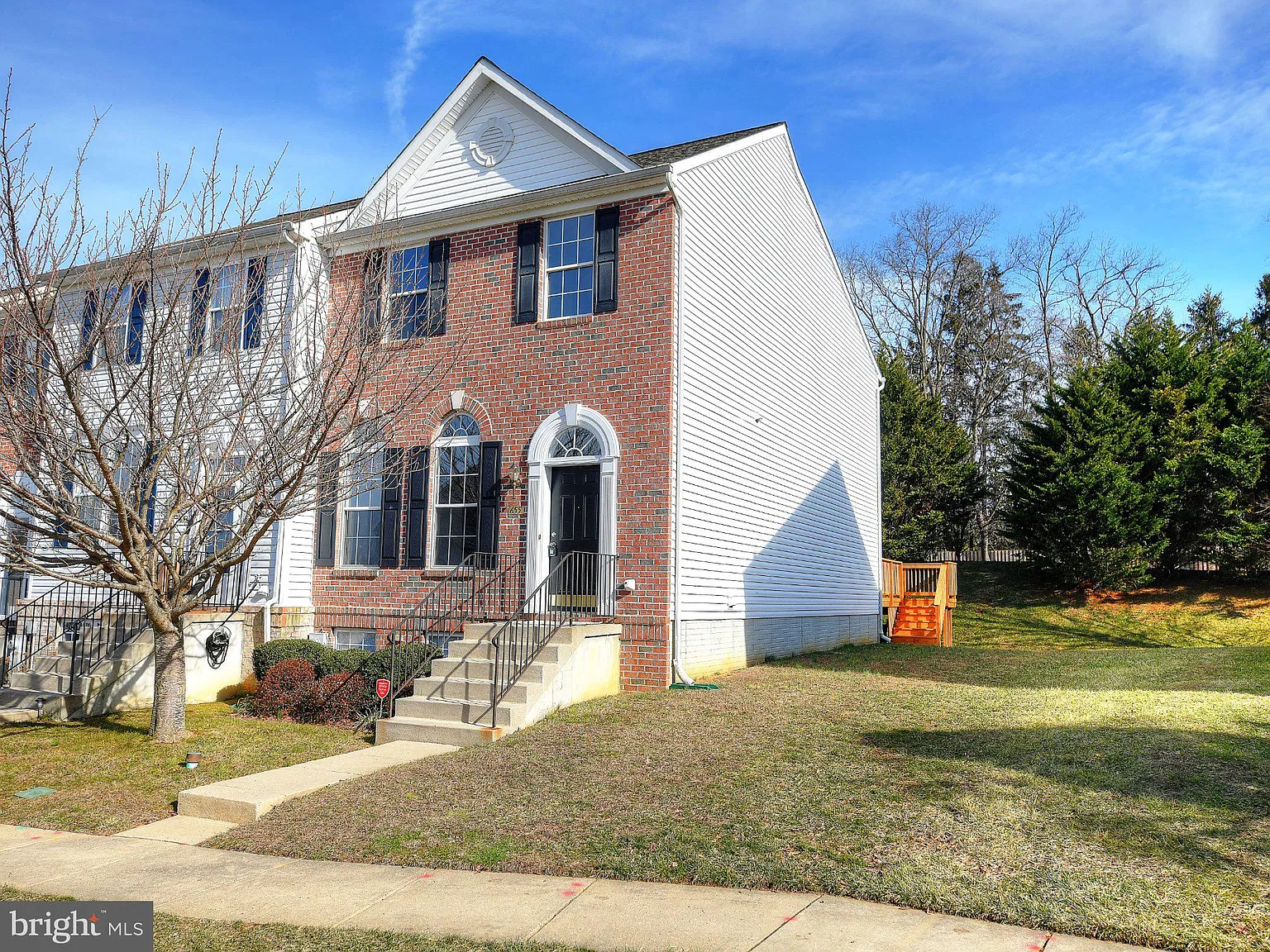 3 bed, 2.5 bath, 1520 sqft, $2,500 — Photo 1