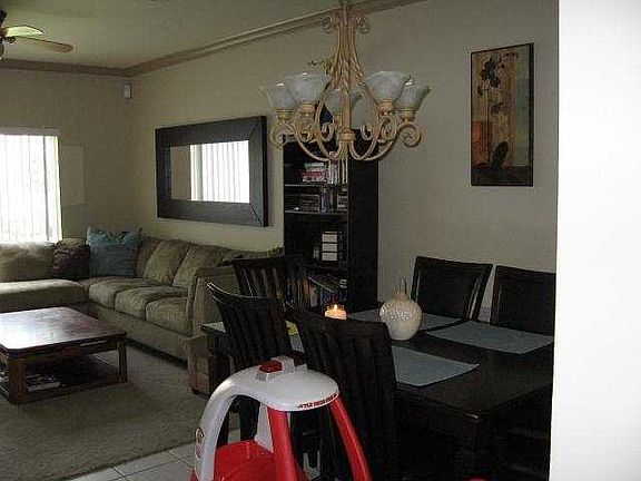 5th image of 4755 SW 13th St #4755