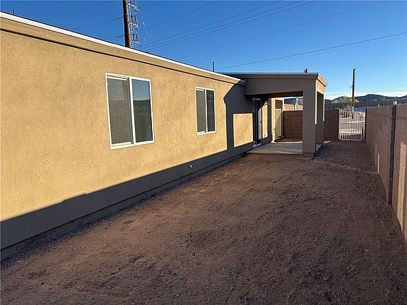 5th image of 931 Berk Street
