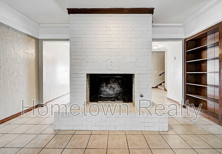 7301 Edenborough Dr — Photo 13