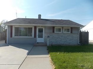 2310 Maple Grove Ave, Racine, WI 53404