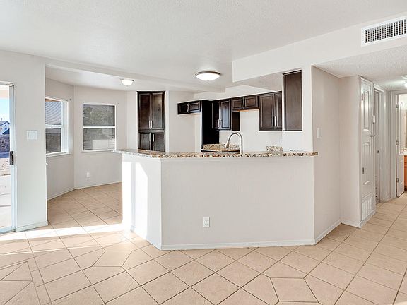 3rd image of 7741 Luz De Camino Way