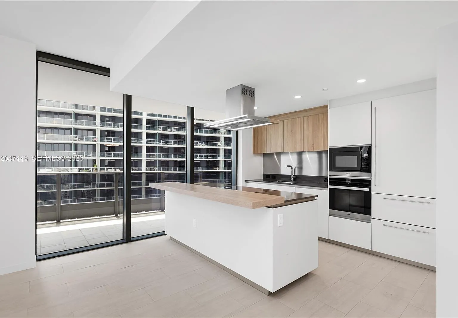 2 bed, 1334 sqft, $9,200 — Photo 3
