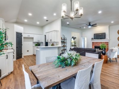 8908 Marti Ln, North Richland Hills, TX, 76182