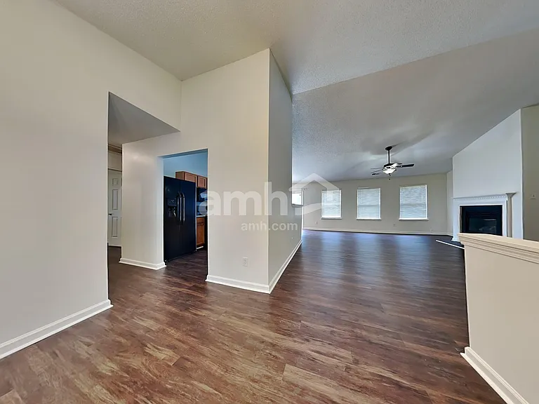 6014 Pennycross Ln — Photo 6