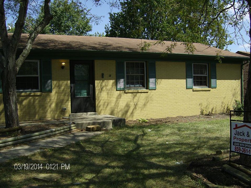 2nd image of 317 E Tiverton Way