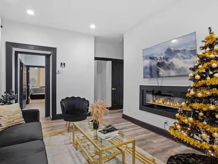 204 Academy St #1 — Photo 8