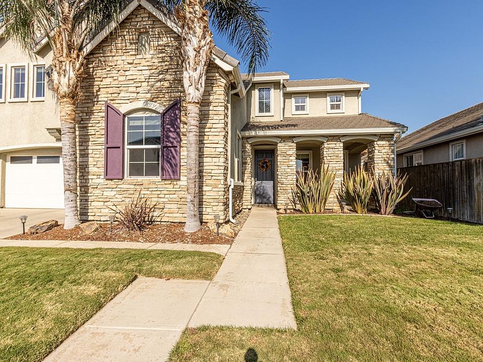 1st image of 13611 Brook Way
