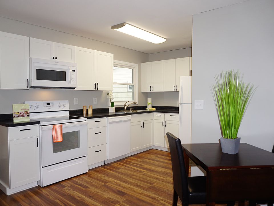 1st image of 2942 Cunnington Ln