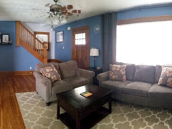 5th image of 2670 3rd St
