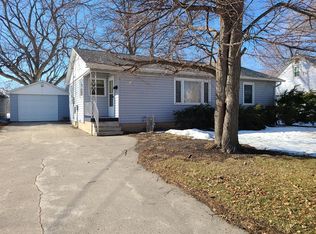 728 14th St, Manson, IA 50563