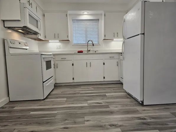 3303 River Rd N #3303, Salem, OR 97303
