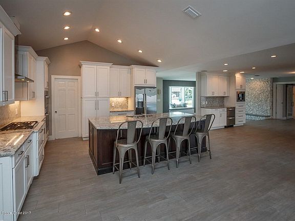 4th image of 814 Hawksbill Island Dr