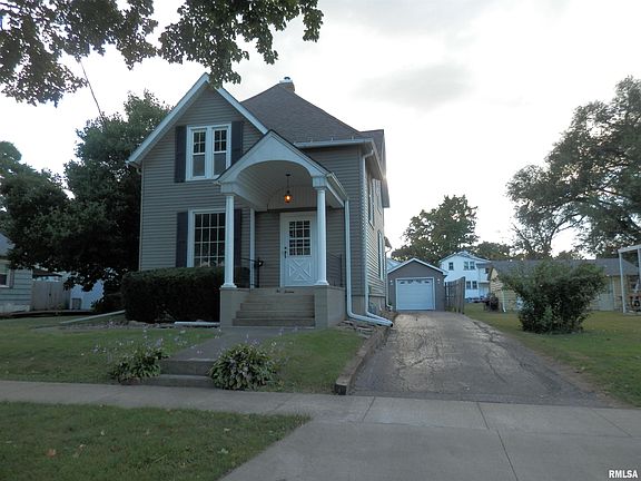 2nd image of 218 N Whitesboro St