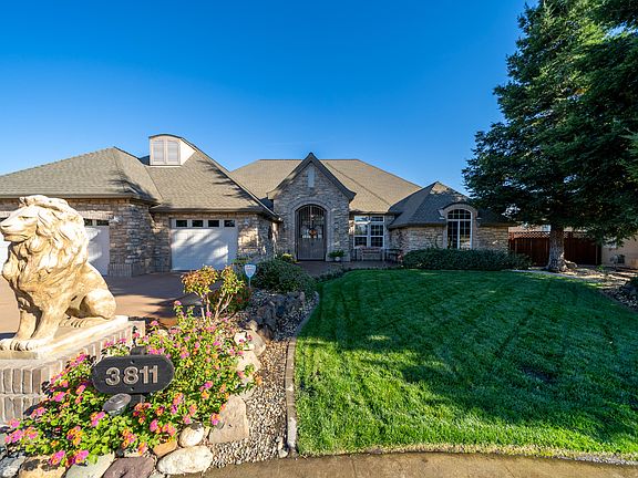 2nd image of 3811 Sea Lavender Ct