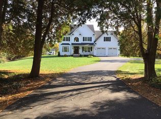 215 Edgewood Rd, Berlin, CT 06037