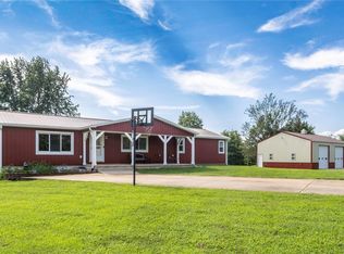 1371 Berry Dairy Rd, De Soto, MO 63020