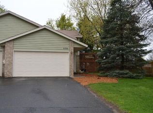 2332 Hale Ave N, Oakdale, MN 55128