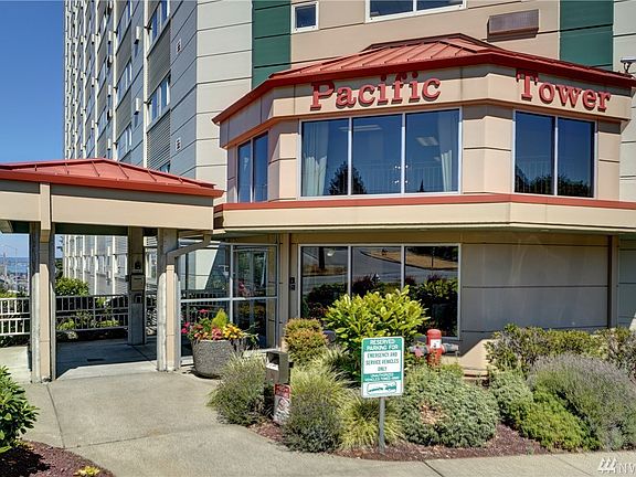 2nd image of 3201 Pacific Ave Unit 608