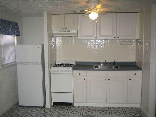2nd image of 90 International Ave