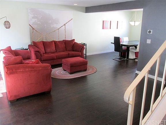 3rd image of 18550 Hatteras St Unit 25