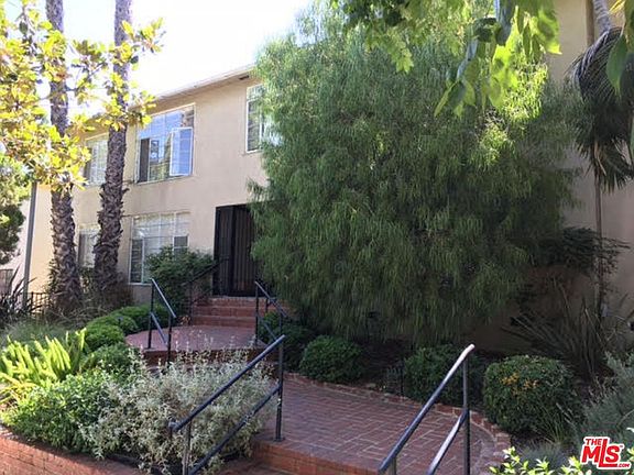 2nd image of 1321 N Laurel Ave APT 14