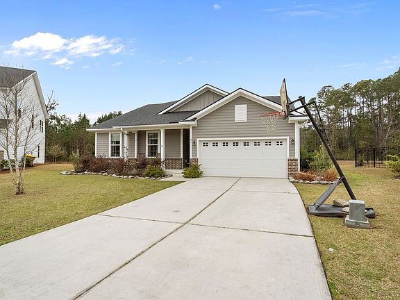 2nd image of 81 Rimmon Ct