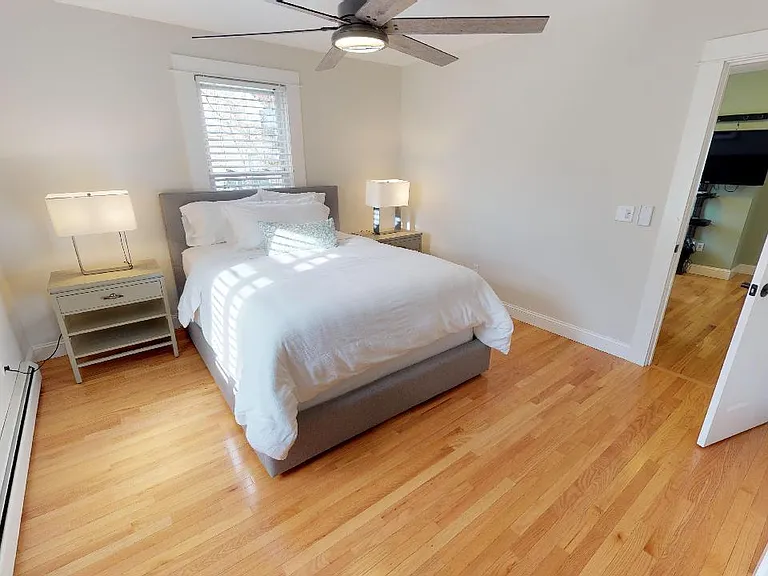 37 Pearl St #39 — Photo 16
