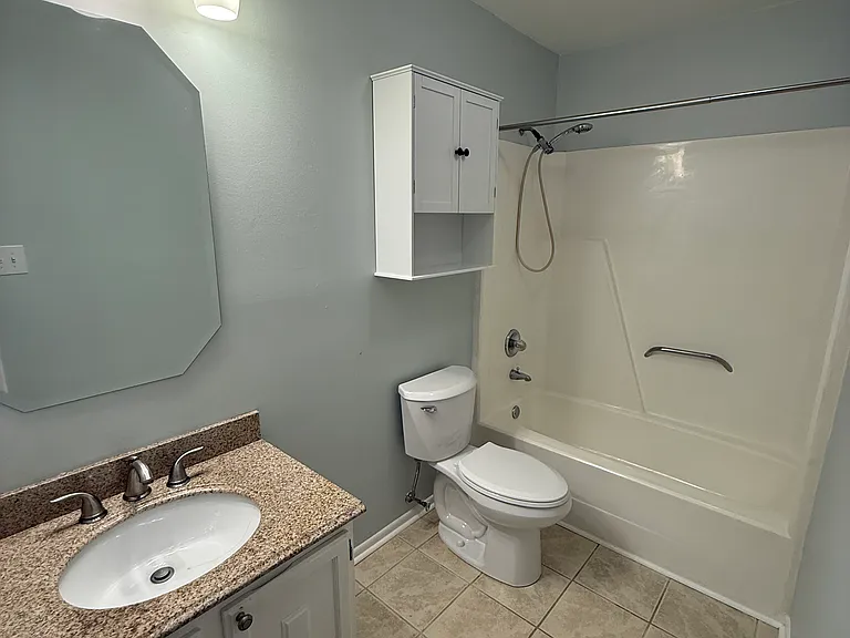 3745 Pendleton Ave — Photo 19