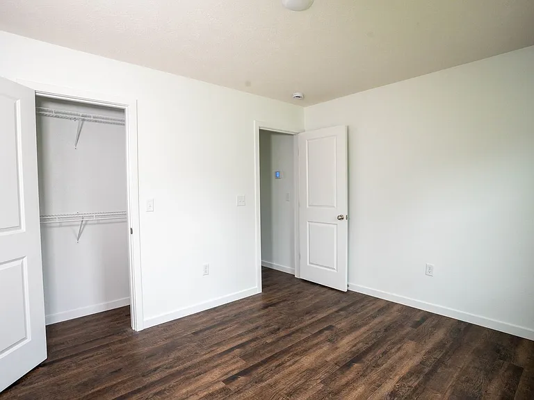 2120 Durango Dr — Photo 20