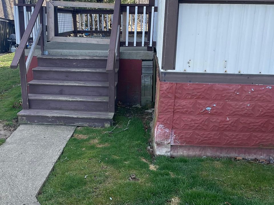 1st image of 64257 Lynn Ave
