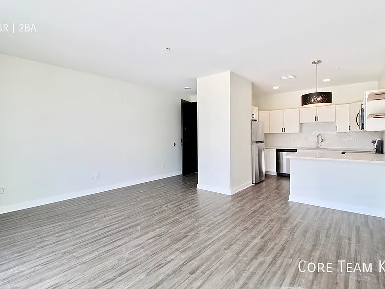 222 Waldo Flats — Photo 11