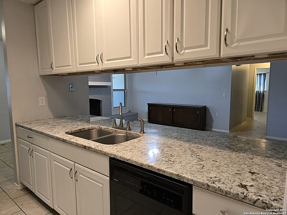 4th image of 5035 LA POSITA ST