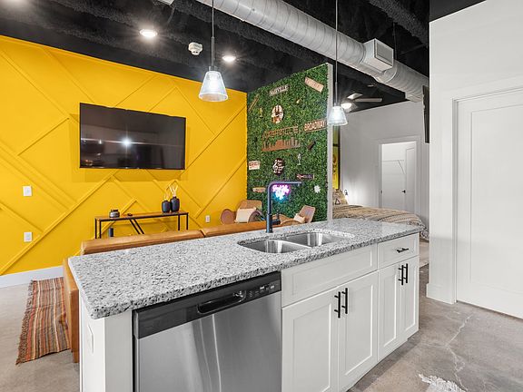 4th image of 295 Plus Park Blvd #111
