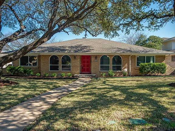 2nd image of 8910 Echo Valley Dr