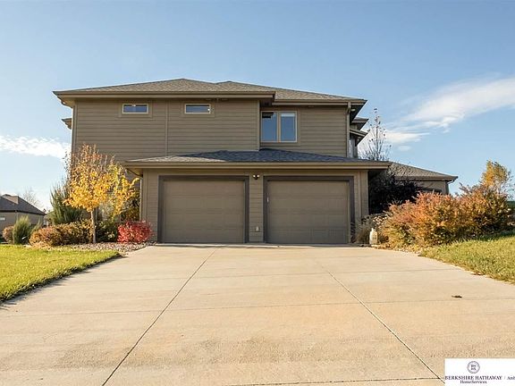 3rd image of 10009 S 163rd Ave
