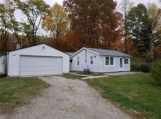 8214 S Peoga Rd, Trafalgar, IN 46181