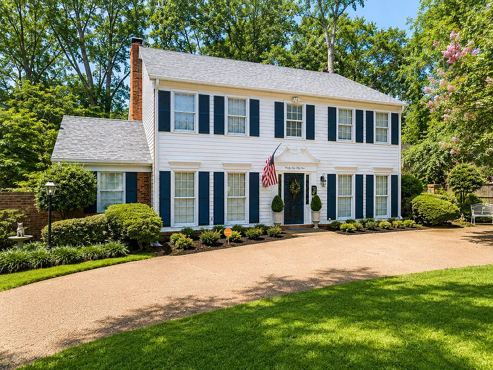 2151 Kirby Pkwy