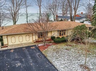 5911 Shore Dr, Madison, OH 44057