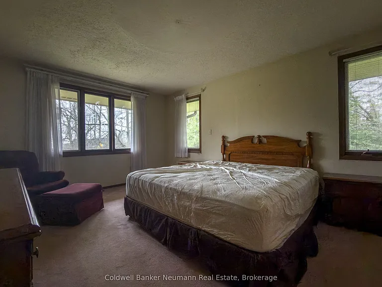 4711 Watson Rd S — Photo 10