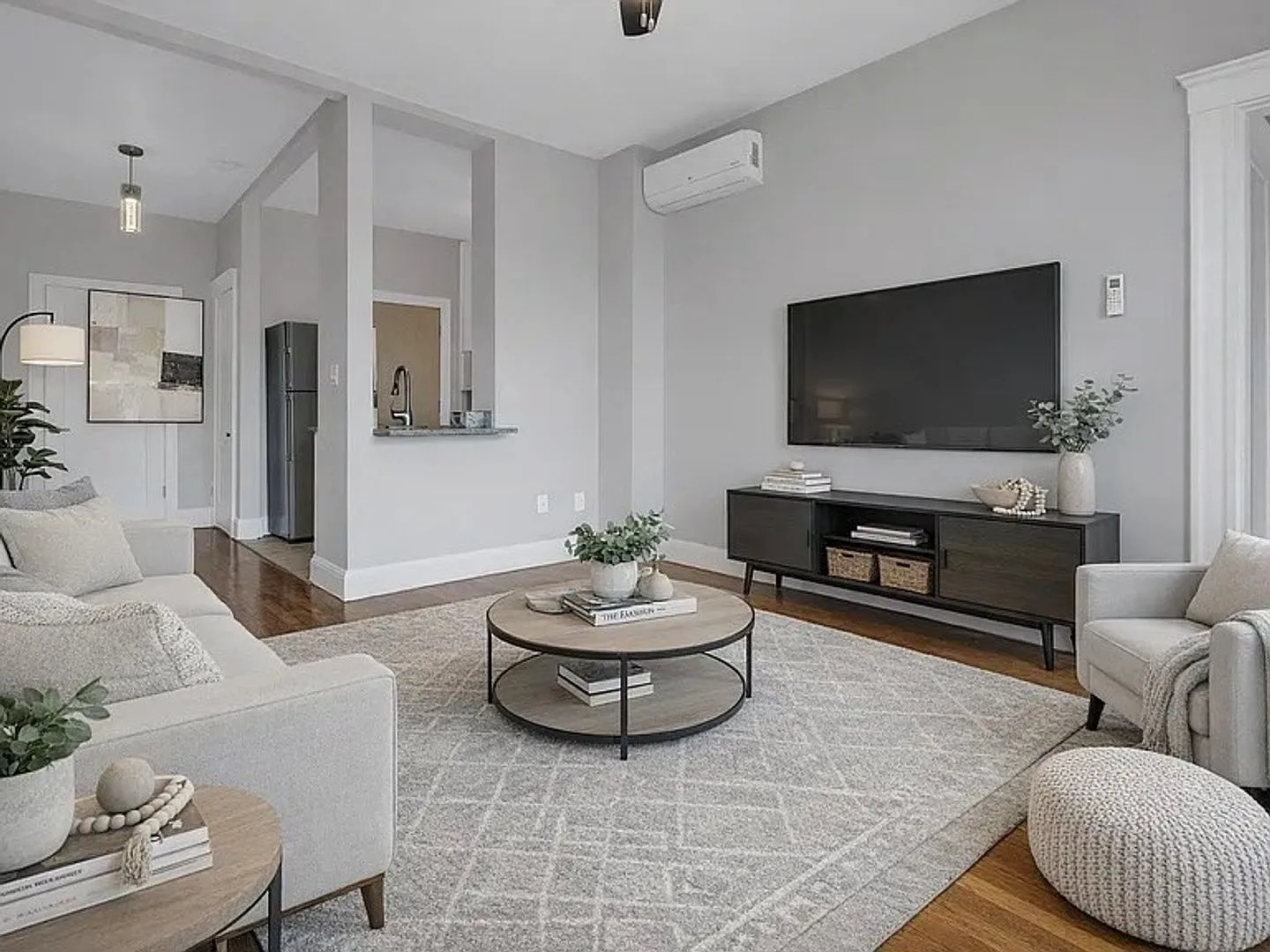 331 Summit Ave #301 Boston MA 02135 — Photo 2