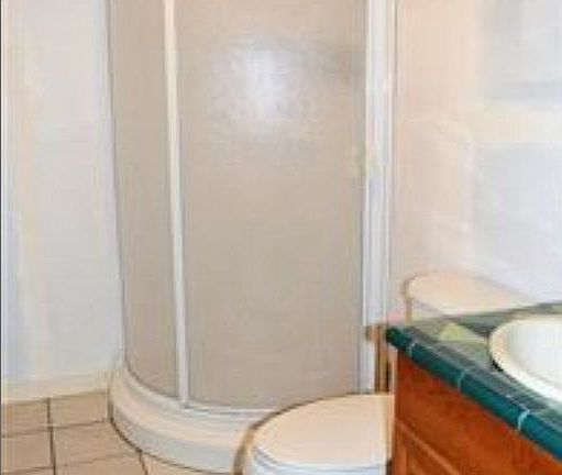 4th image of 753 Creekside Ln