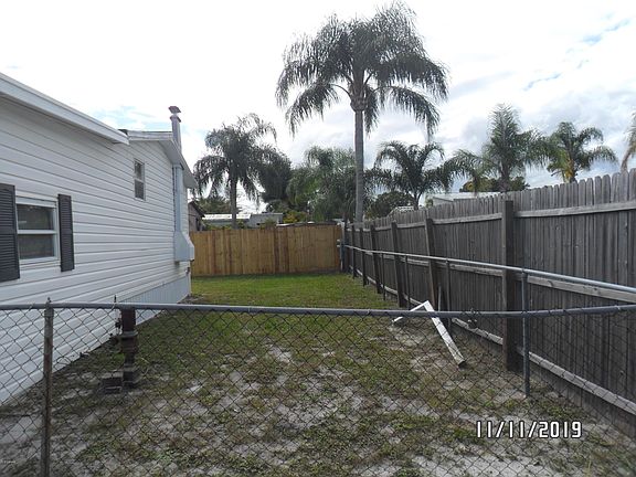 5th image of 216 Sand Pebble Cir