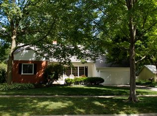 3645 Cherry Hills Dr, Flossmoor, IL