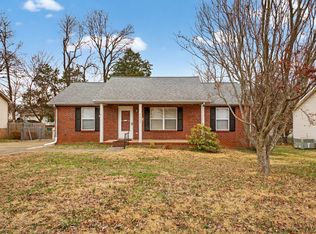 2820 Nat Hoosier Ln, Clarksville, TN 37040